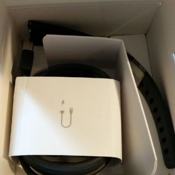 Brand new FITBIT VERSA! - Picture 2 of 2